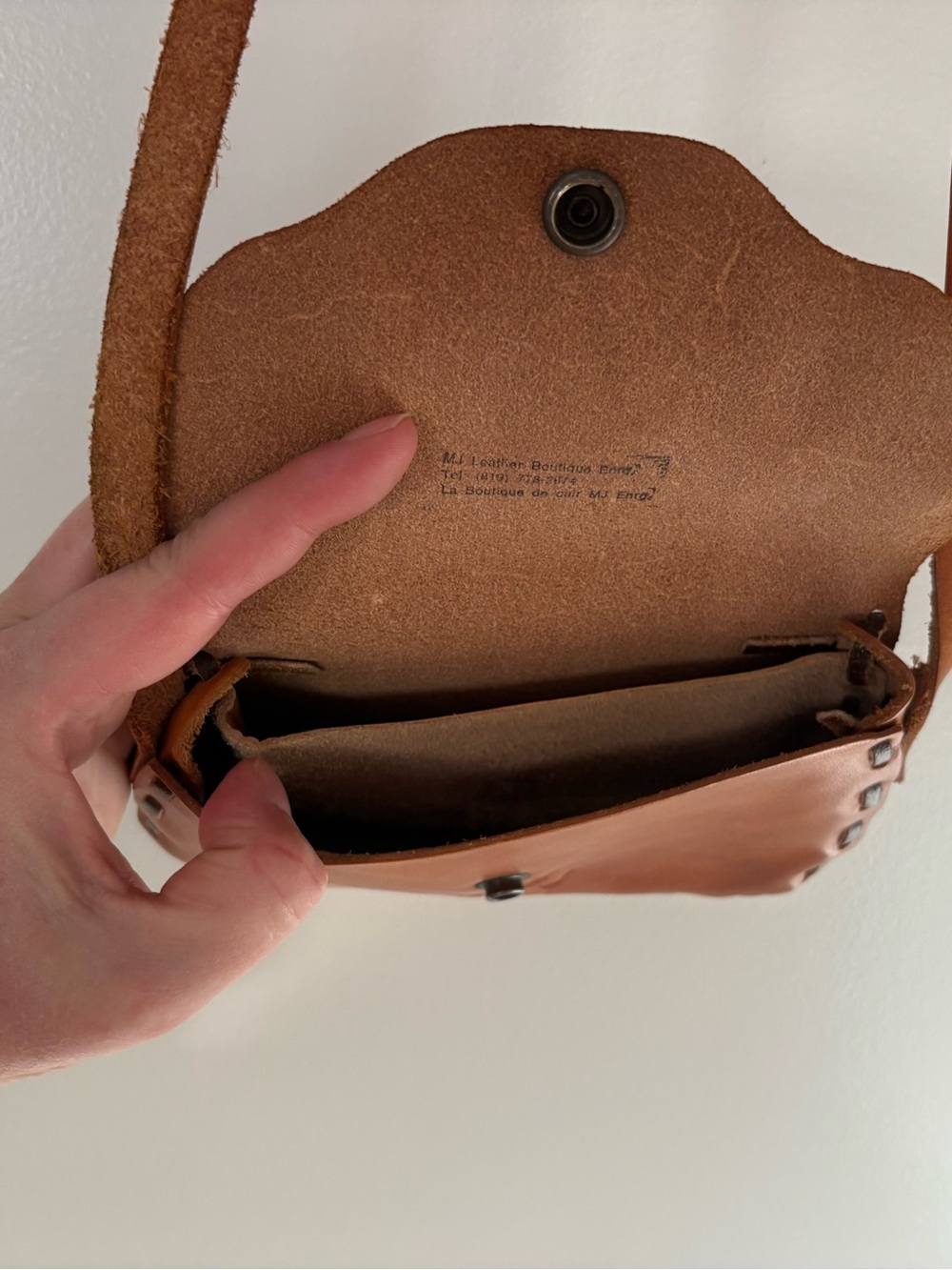 Vintage Leather Crossbody Mini Bag - Picture 2 of 4